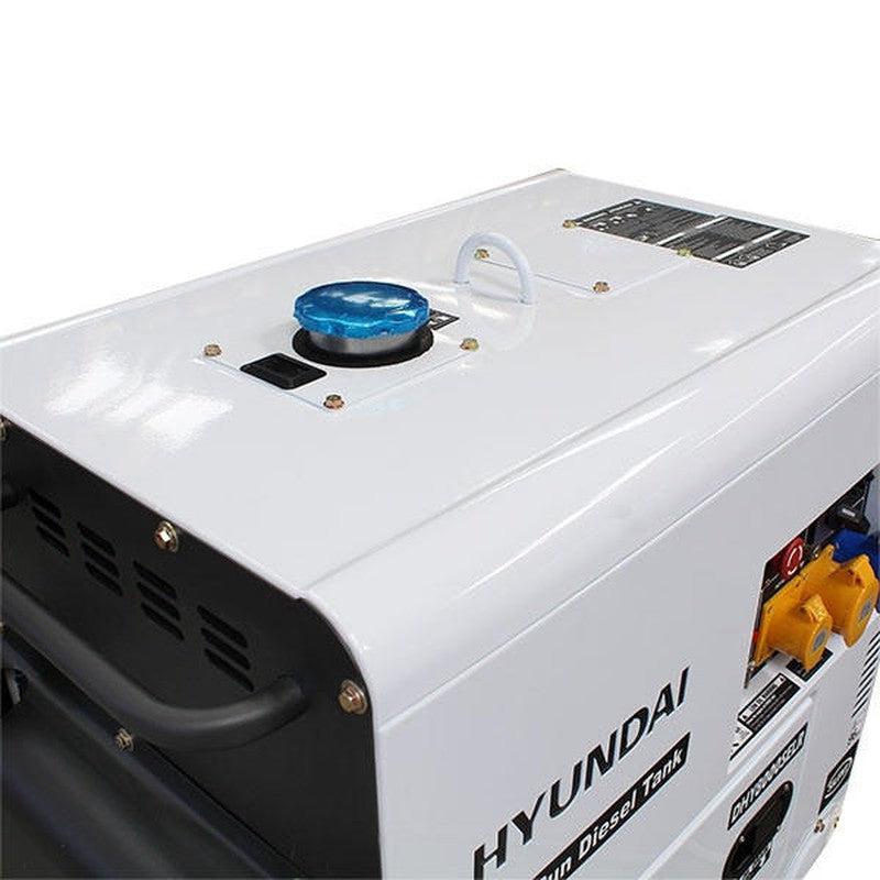 Hyundai DHY6000SE Diesel Generator Silent Standby Genset / 5.2kW / 6.5kVA / 3000rpm / 230v