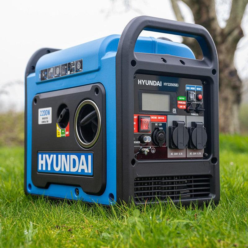 Hyundai HY2250SEI Petrol Inverter Generator Portable Pure Sine Wave / 2200W / 2.2kW