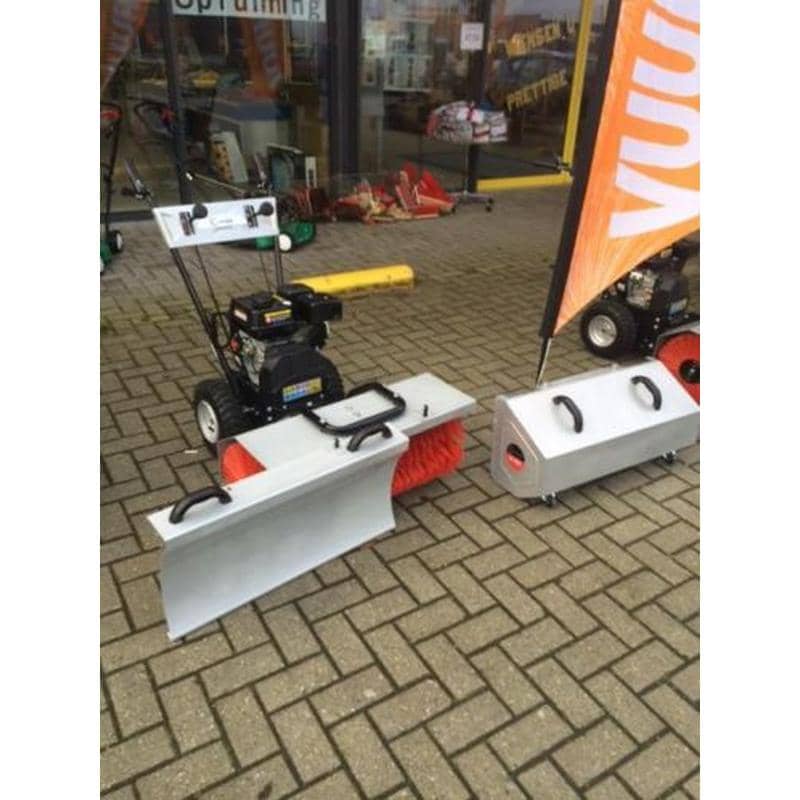 Lumag KM800 Power Brush Sweeper Petrol 800MM